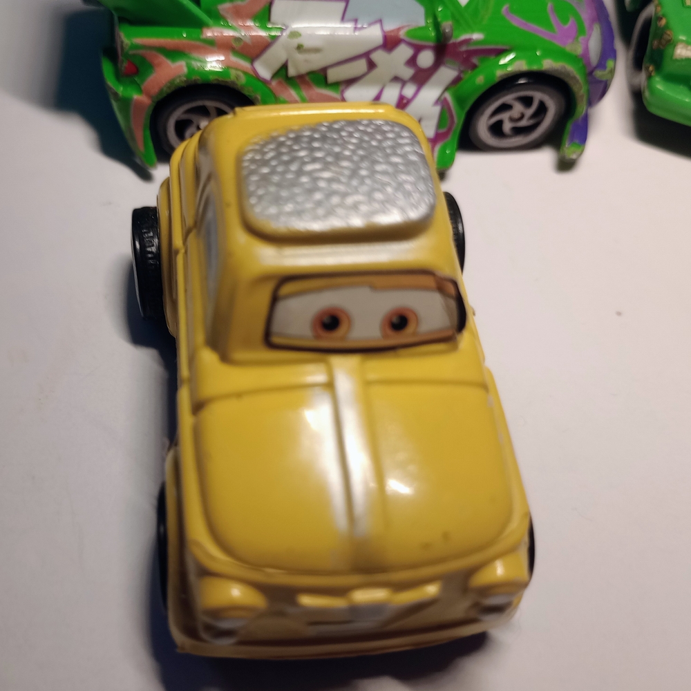Colorful Toy Car Set - Picture 7 of 8